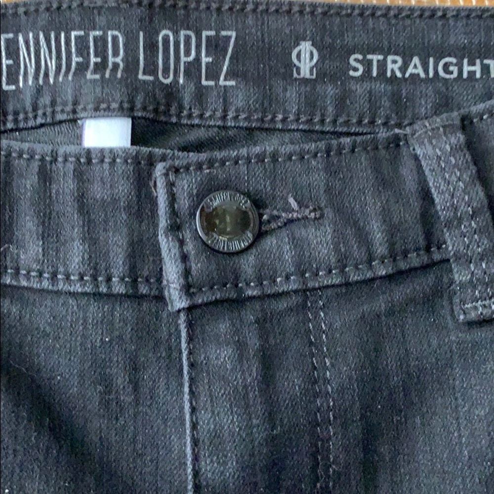 Jennifer Lopez black jeans
